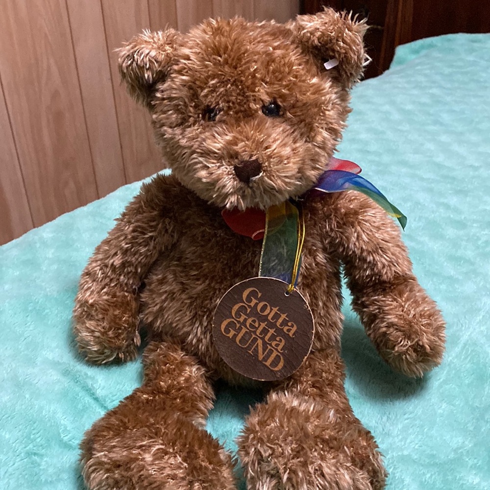 Gund  Bearessence 4890